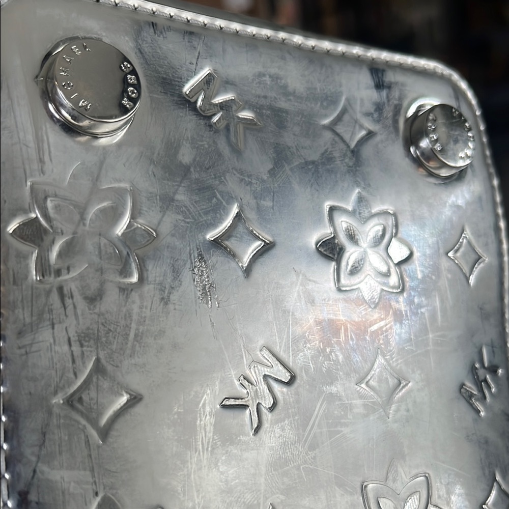 Michael Kors Silver Metallic Tote - Picture 5 of 8
